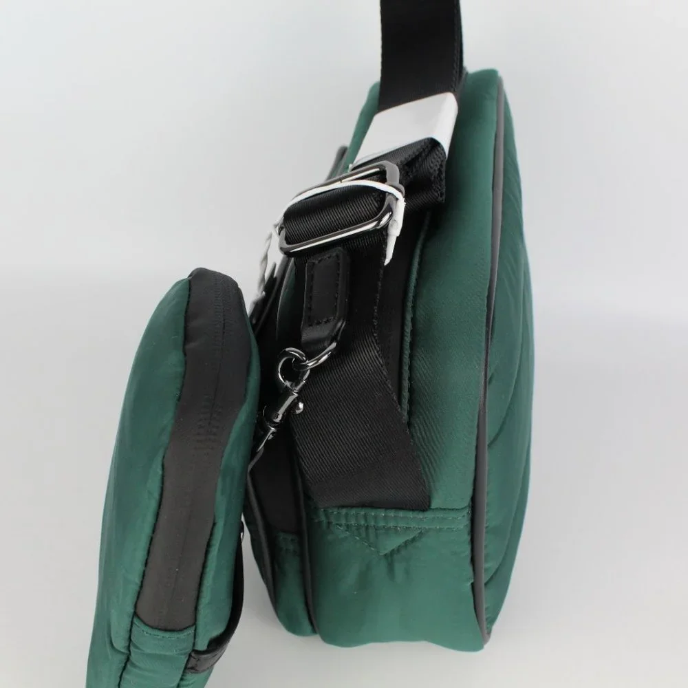 Ted Baker London color emerald